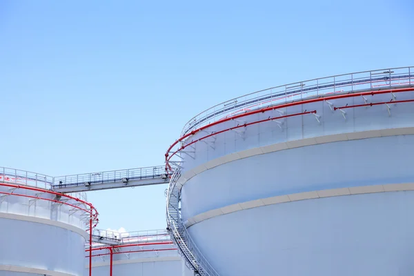 Oil storage tanks — Stock Photo, Image