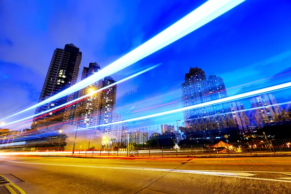 Traffic on highway at dusk — Stock Photo, Image