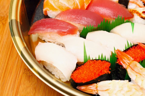 Sushi zabierze — Zdjęcie stockowe