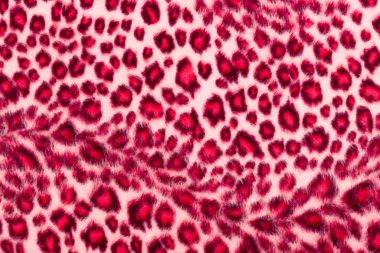 pembe baskılı leopar