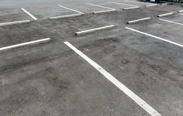 Parque de estacionamento vazio — Fotografia de Stock