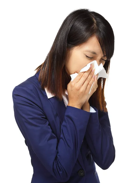 Sneezing frio asiático mulher de negócios — Fotografia de Stock