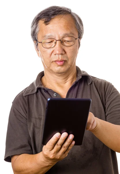 Asiático viejo hombre usando tableta —  Fotos de Stock