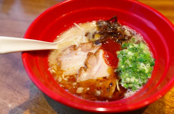 Tagliatelle giapponesi al ramen — Foto Stock