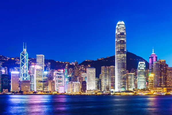 Hong Kong skyline à noite — Fotografia de Stock
