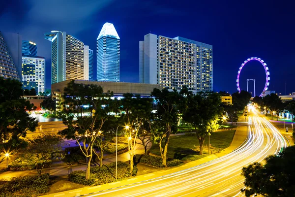 Ville de Singapour la nuit — Photo