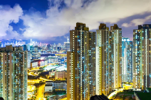 Crowded centro y edificio en Hong Kong — Foto de Stock