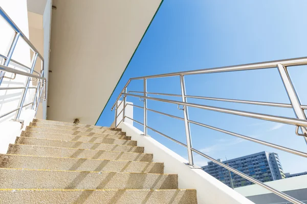 Escadaria de cimento — Fotografia de Stock