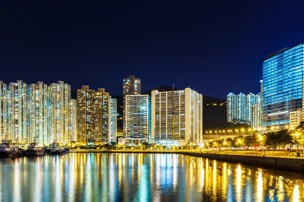 Sha Tin en Hong Kong por la noche —  Fotos de Stock