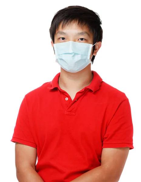 Asiatisk man med ansiktsmask — Stockfoto