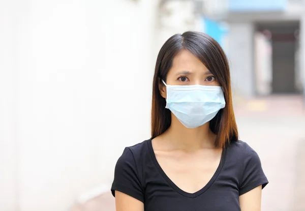 Asian woman with face mask — Stock Photo, Image