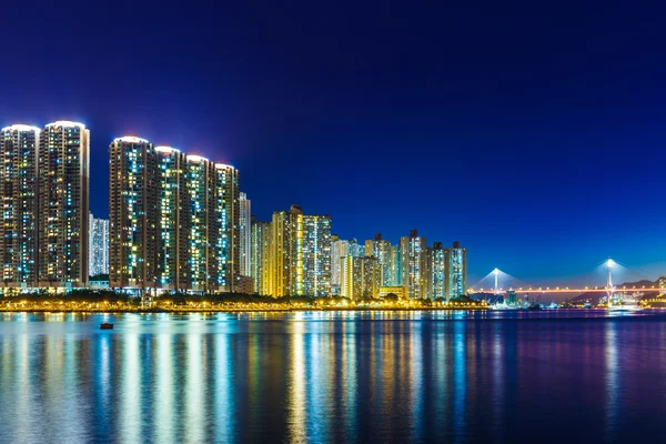 Staden i hong kong på natten — Stockfoto