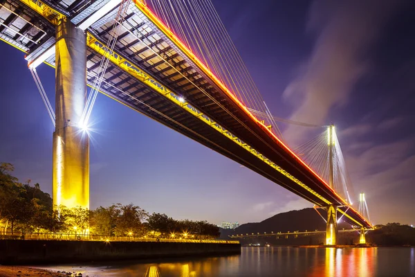 Pont suspendu Ting Kau à Hong Kong la nuit — Photo