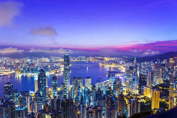 Hong Kong skyline pendant le lever du soleil — Photo