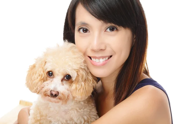 Donna asiatica con cane barboncino — Foto Stock