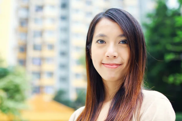 Asian woman on the street — Stock Photo, Image