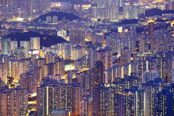 Paisaje urbano en Hong Kong por la noche — Foto de Stock