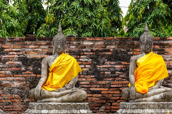 Gamla buddha staty — Stockfoto