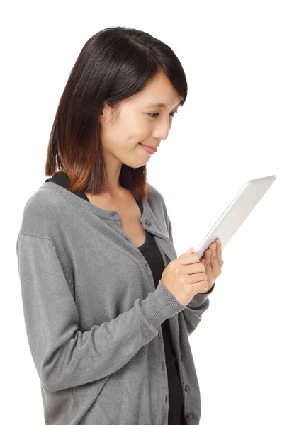 Asian woman using digital tablet — Stock Photo, Image