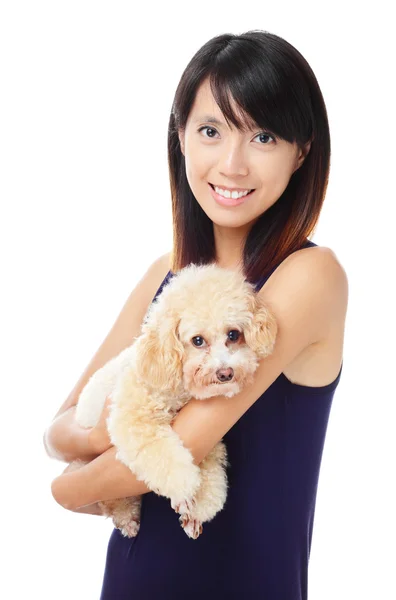 Ασιατική γυναίκα με σκύλο poodle — Φωτογραφία Αρχείου