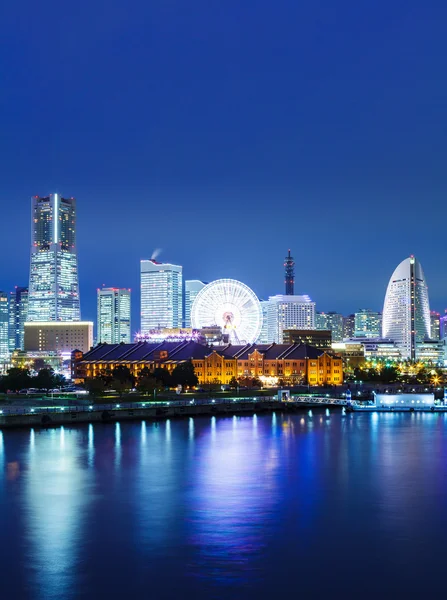 Yokohama skyline in de nacht — Stockfoto