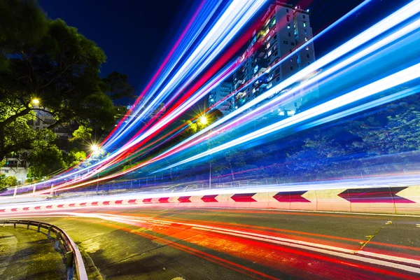 Trafikerar leden på väg — Stockfoto