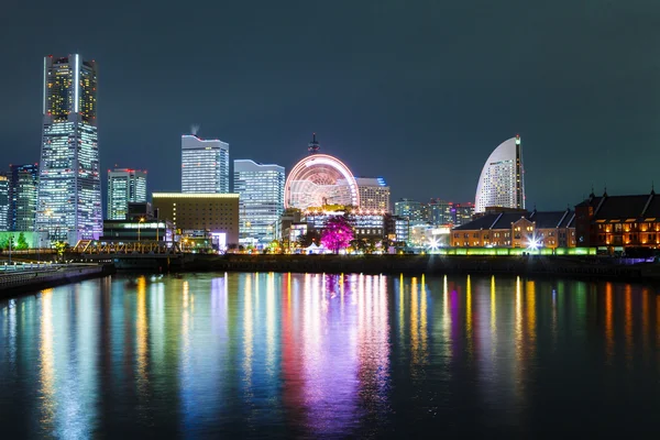 Yokohama, Japonya gece şehir — Stok fotoğraf