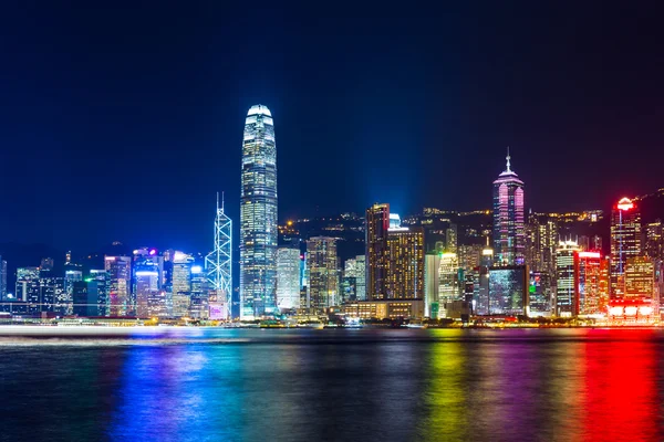 Hong kong stad skyline på natten — Stockfoto