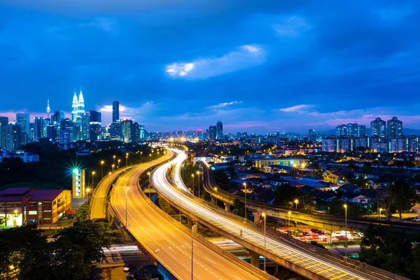 Kuala Lumpur skyline at night — Stock Photo, Image