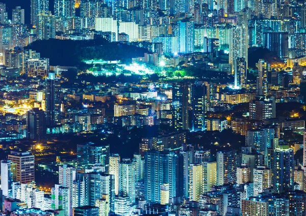 밤에 Hong Kong에 있는 도시의 도시 — 스톡 사진