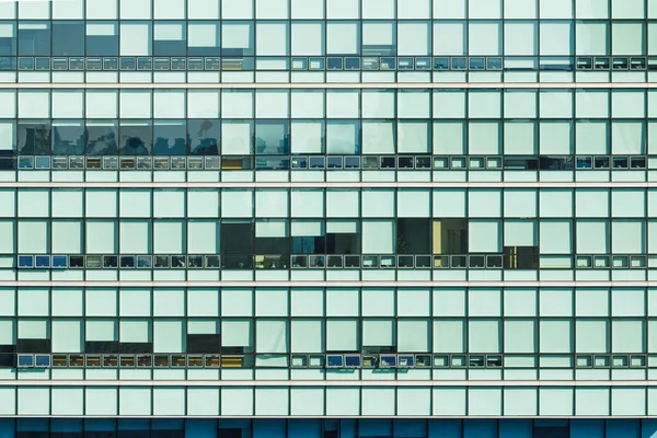 Edificio de oficinas moderno —  Fotos de Stock