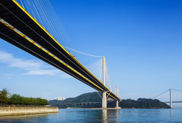 Hangbrug in hong kong op moment van de dag — Stockfoto