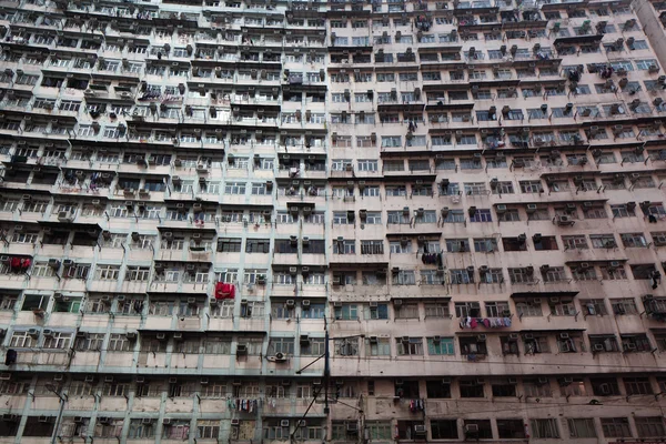 Przepełnione budynek mieszkalny w hong Kongu — Zdjęcie stockowe