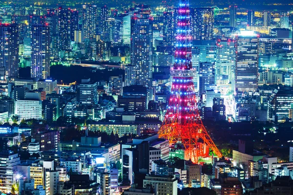 Tokyo şehrinin gökyüzü geceleri — Stok fotoğraf