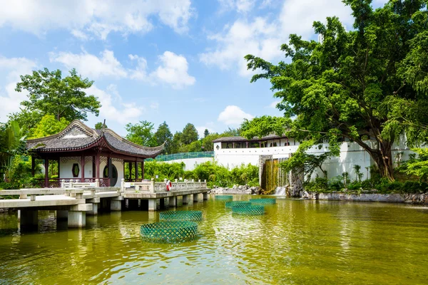 Traditionell kinesisk paviljong — Stockfoto