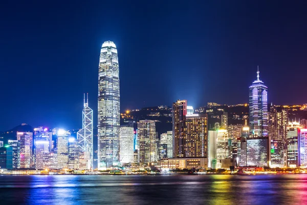 Hong kong skyline à noite — Fotografia de Stock