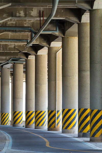 Under the highway road bridge — Stock Photo, Image