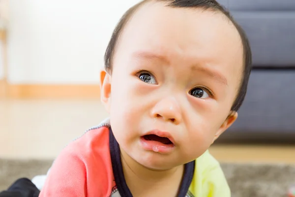 Asiático bebê menino chorando — Fotografia de Stock