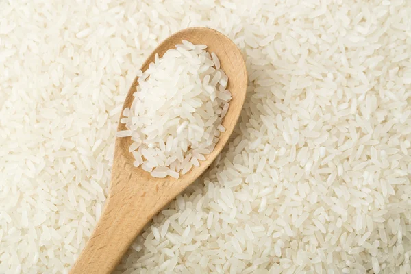 Arroz blanco en cucharadita — Foto de Stock