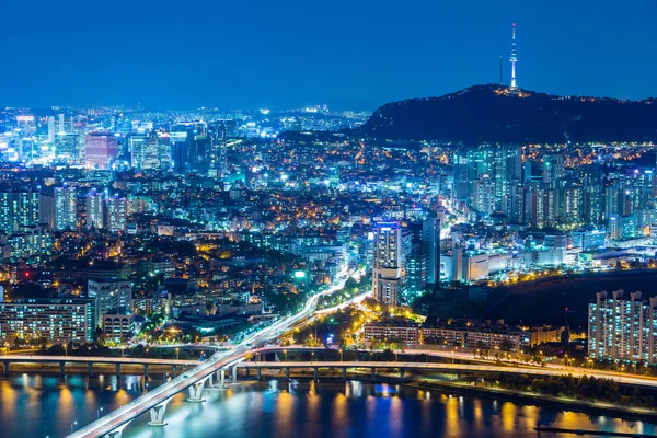 Ciudad de Seúl por la noche — Foto de Stock