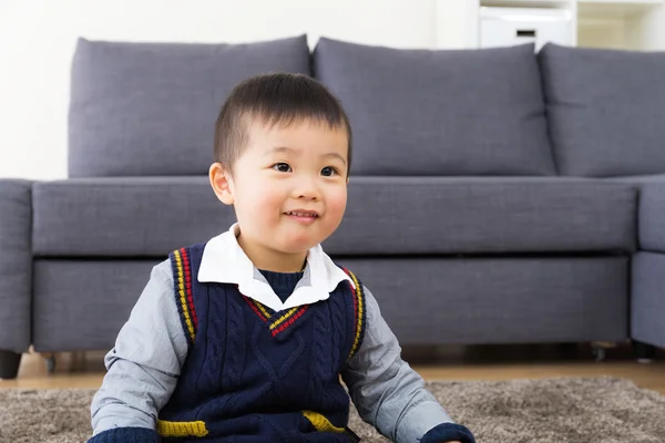 Kleine jongen glimlach — Stockfoto