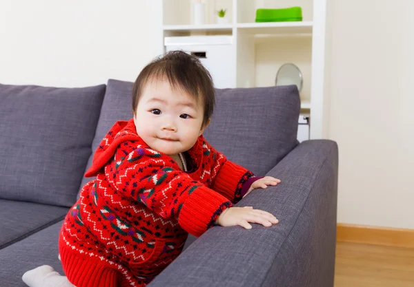 Asiatico bambina a casa — Foto Stock