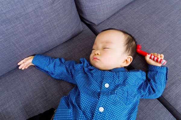 Asiatisches Baby schläft — Stockfoto