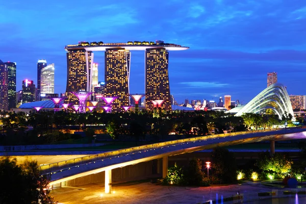 Noche en Singapur — Foto de Stock