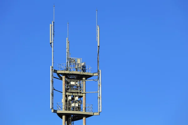 Torre de transmissão — Fotografia de Stock