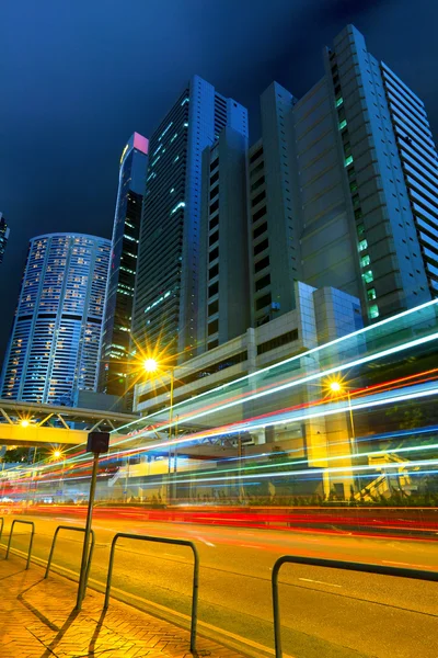 Verkehrsweg in Hongkong bei Nacht — Stockfoto