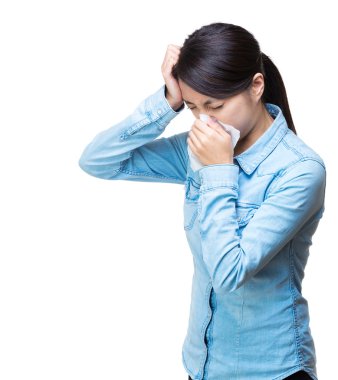 Asya kadın hapşırma