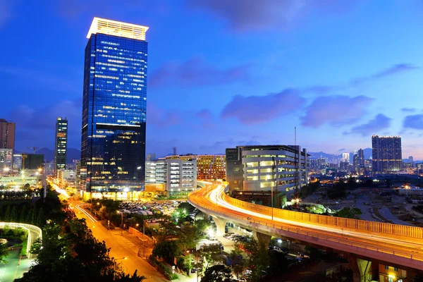 Hong kong skyline mit autobahn — Stockfoto