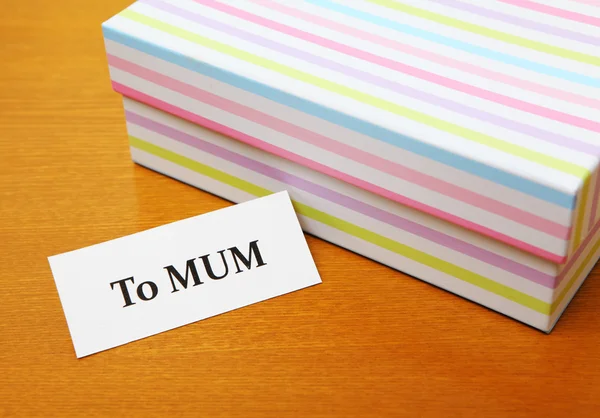 Gift to mum — Stock Photo, Image