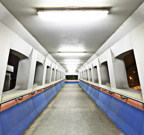 Empty Walkway — Stock Photo, Image